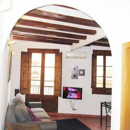 Top Apartment *